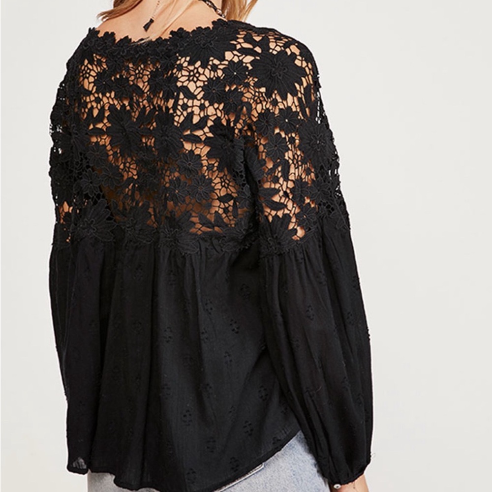 Free People Women's Lina Embroidered Lace Blouse Black Size Medium - Picture 2 of 2